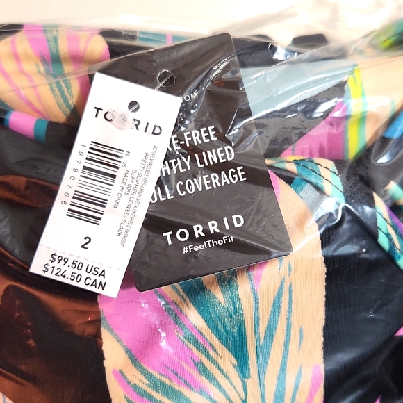 ❤️NWT VINTAGE TORRID TUMMY CONTROL - WIRELESS TROPICAL FLORAL PRINT - SWIMSUIT - Picture 8 of 15